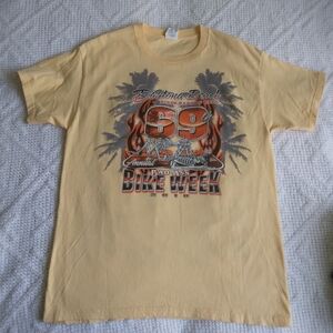 Delta Short Sleeve Tee - Light Yellow